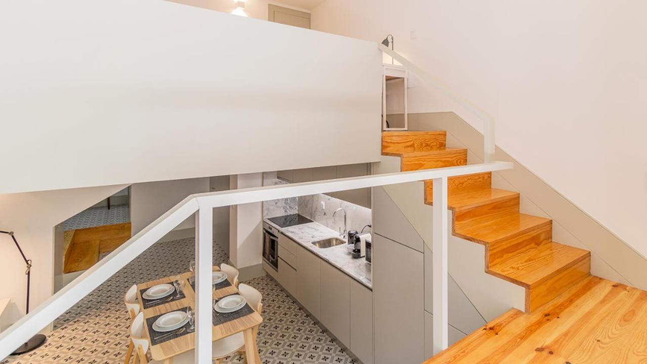 Central Stunning Duplex W/ Patio By Lovelystay Porto Zewnętrze zdjęcie