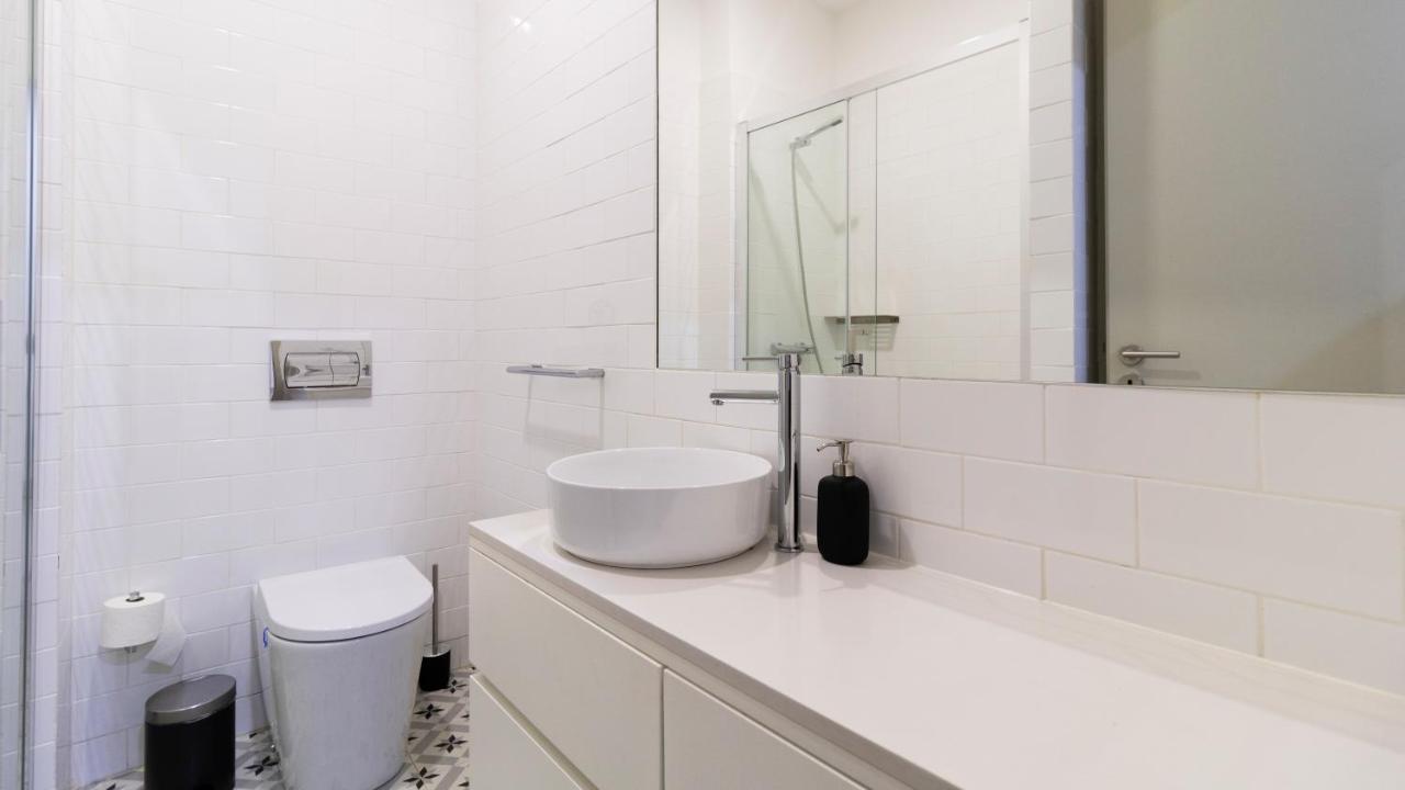 Central Stunning Duplex W/ Patio By Lovelystay Porto Zewnętrze zdjęcie