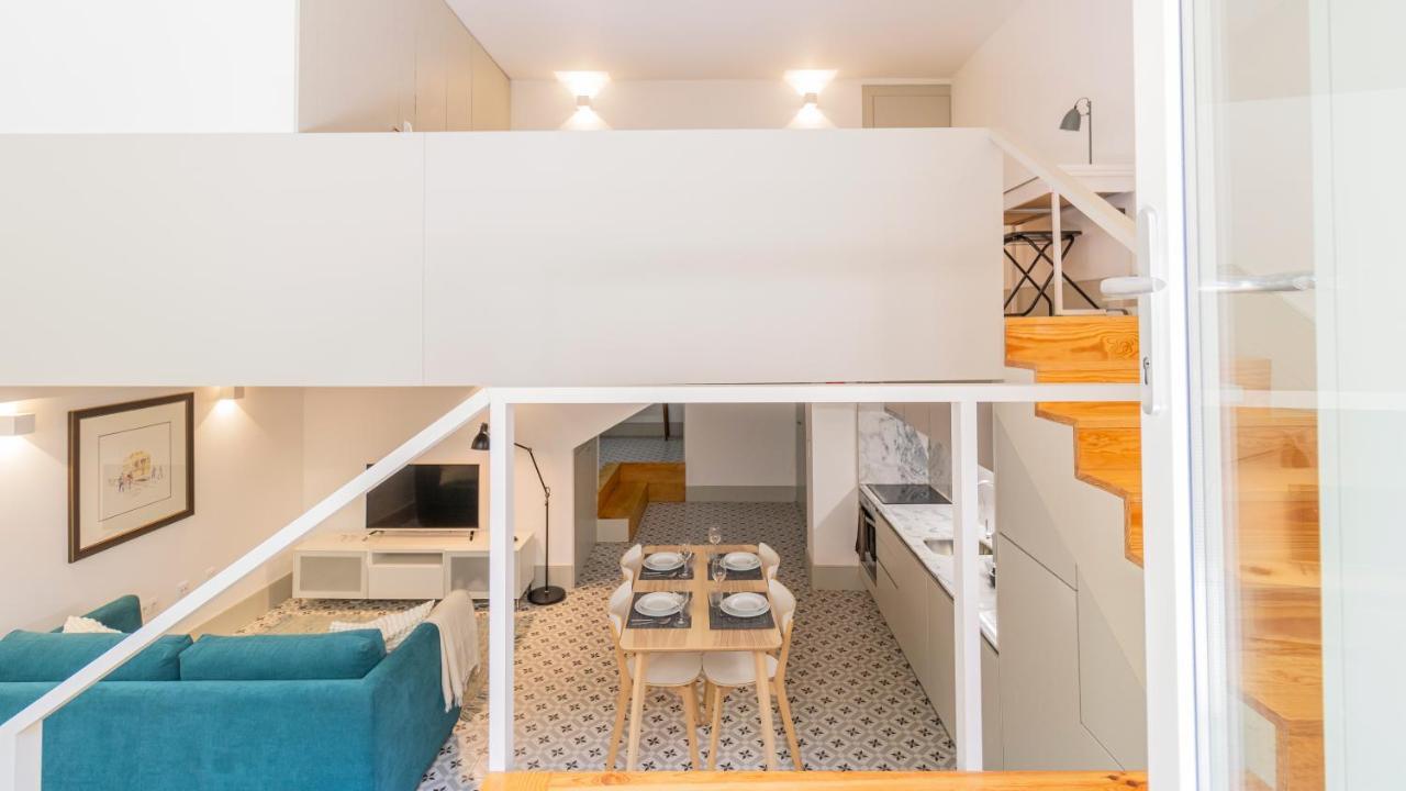 Central Stunning Duplex W/ Patio By Lovelystay Porto Zewnętrze zdjęcie