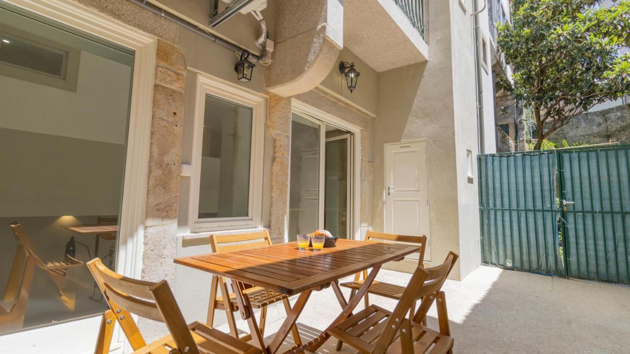Central Stunning Duplex W/ Patio By Lovelystay Porto Zewnętrze zdjęcie
