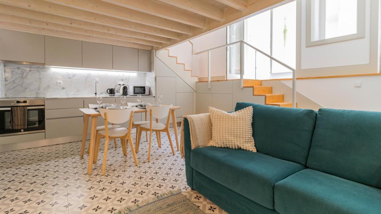 Central Stunning Duplex W/ Patio By Lovelystay Porto Zewnętrze zdjęcie