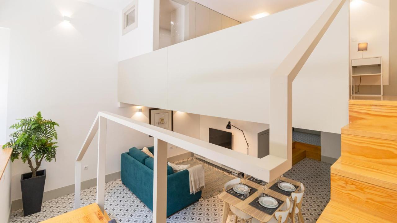 Central Stunning Duplex W/ Patio By Lovelystay Porto Zewnętrze zdjęcie